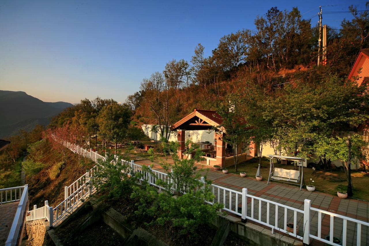 Dream Forest Villa Renai Bagian luar foto